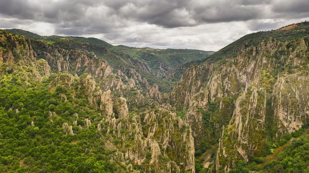 Yitik Şehrin Yolcusu: Sadağı Kanyonu